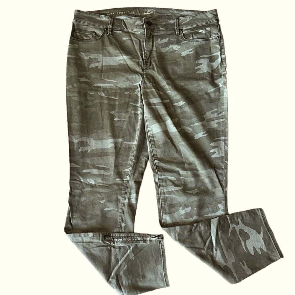 Ann Taylor Loft Curvy Skinny Ankle Camouflage Jeans!